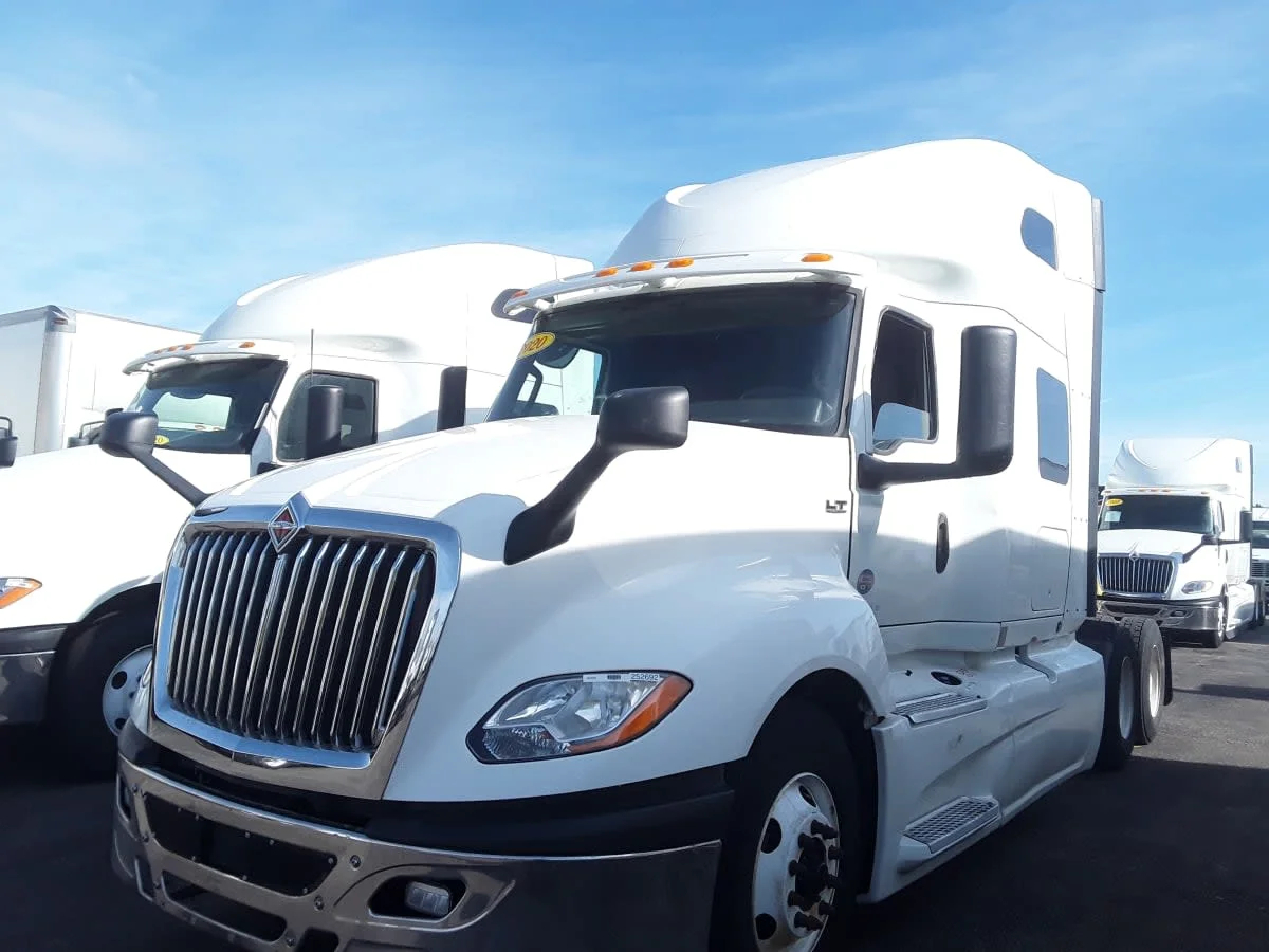 2020 International LT in Bolingbrook, IL