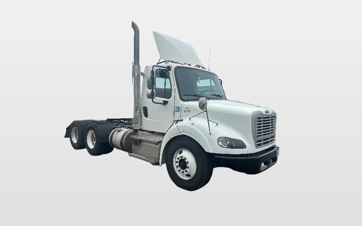 2020 Freightliner M2 112 - image 1