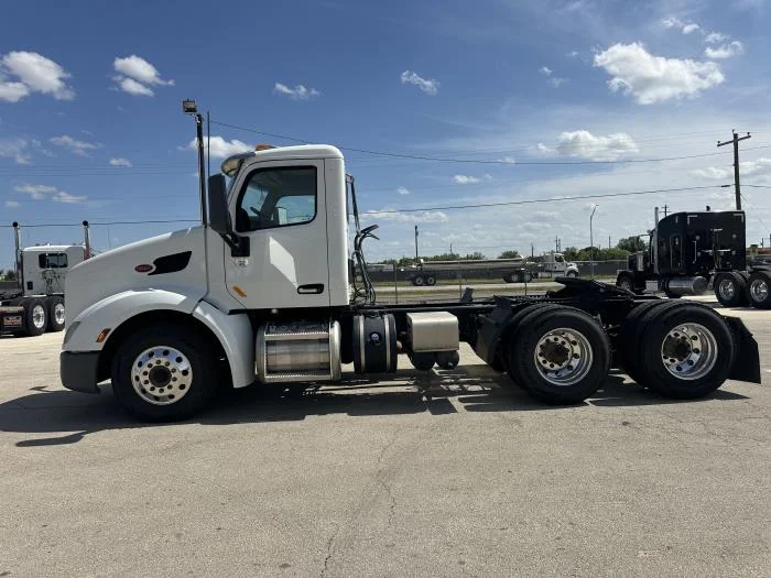 2021 Peterbilt 579 in Abilene, TX — photo 8