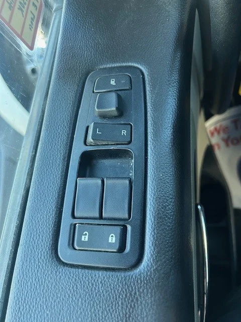 2023 Peterbilt 579 - image 12