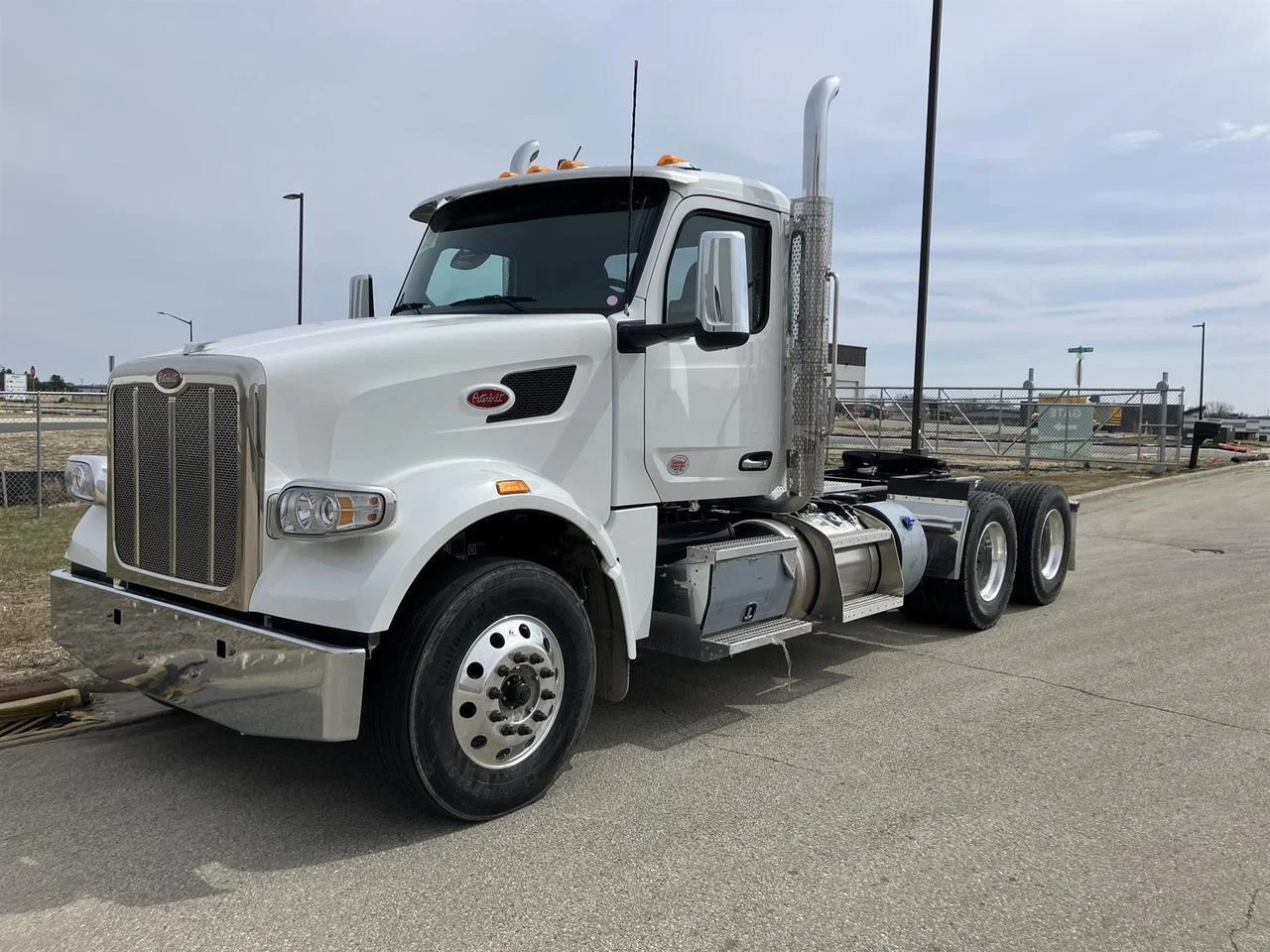 2027 Peterbilt 567 in Rochester, MN — photo 11