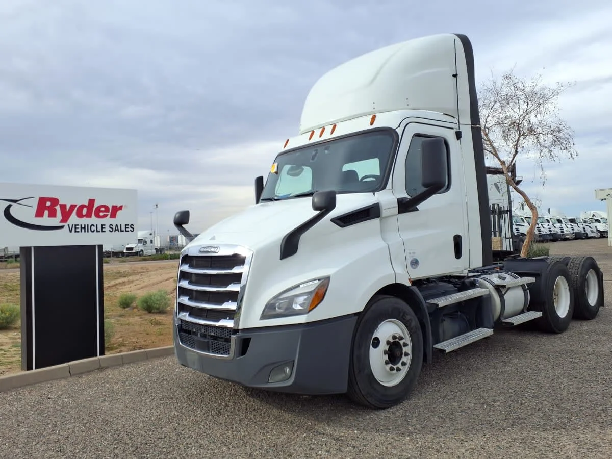 2020 Freightliner Cascadia in Phoenix, AZ