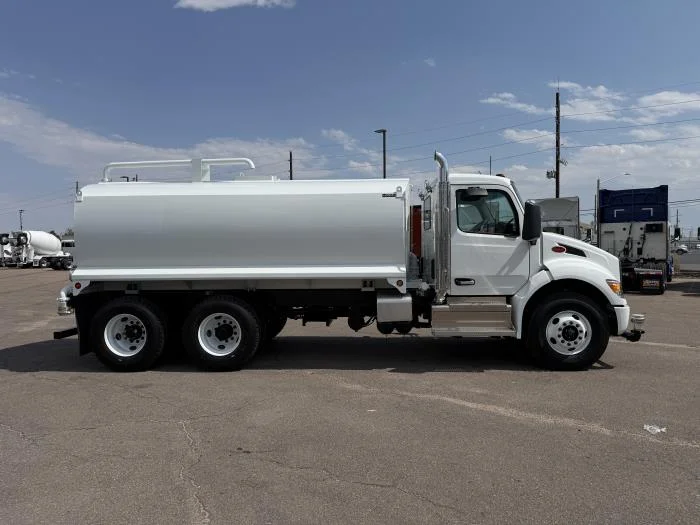 2027 Peterbilt 548 — photo 5