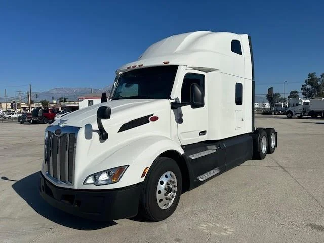 2025 Peterbilt 579 - image 11