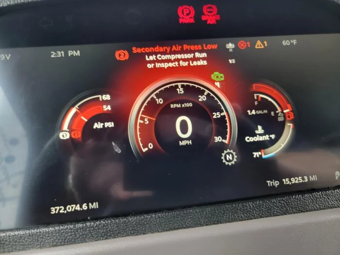 2022 Peterbilt 389 - image 13