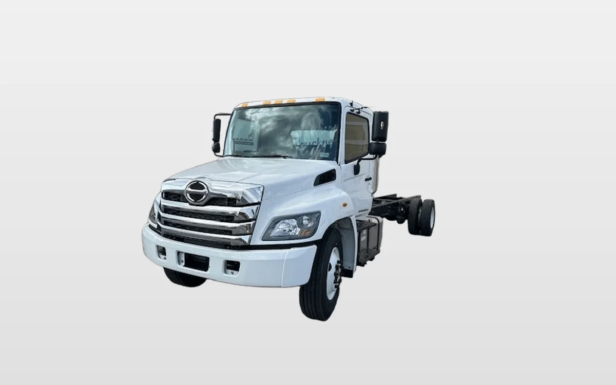 2025 Hino L6 - image 1