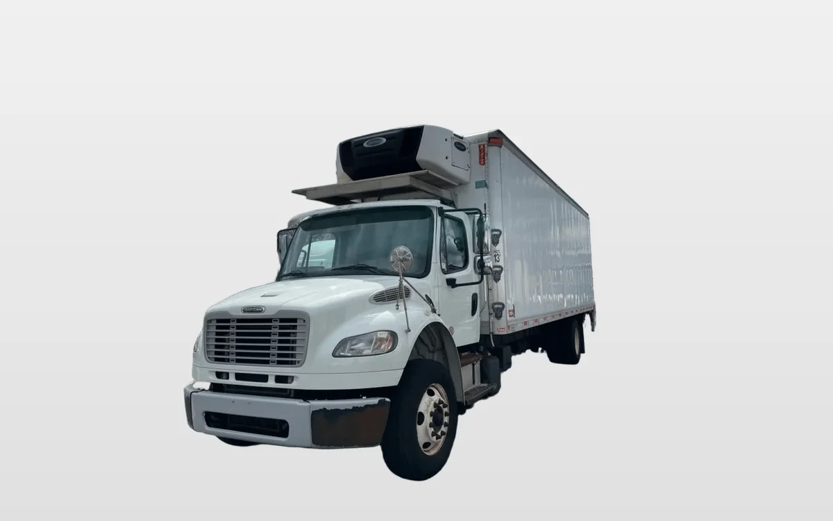 2018 Freightliner M2 106 - image 1
