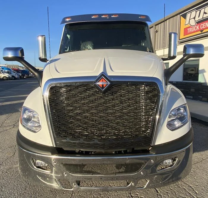 2026 International LT - image 4