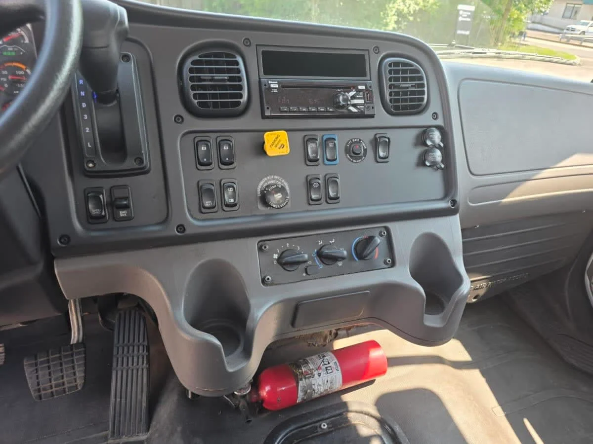 2020 Freightliner M2 106 in Bensalem, PA — photo 11