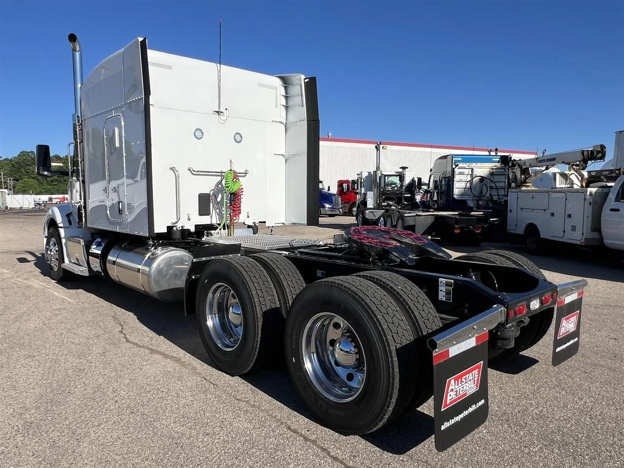 2027 Peterbilt 579 in Rochester, MN — photo 2