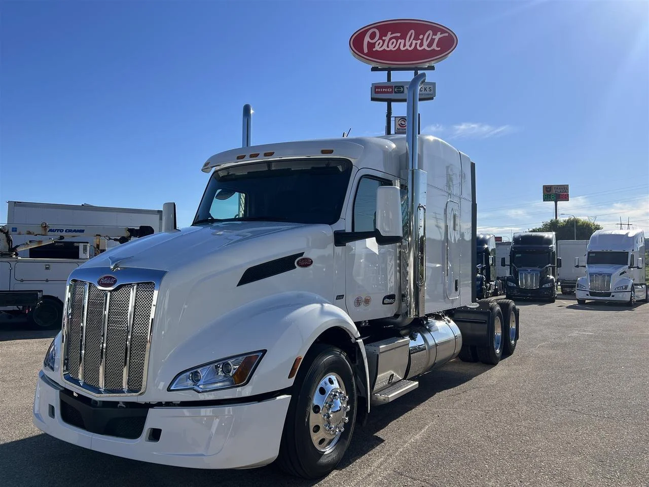 2027 Peterbilt 579 in Rochester, MN — photo 12
