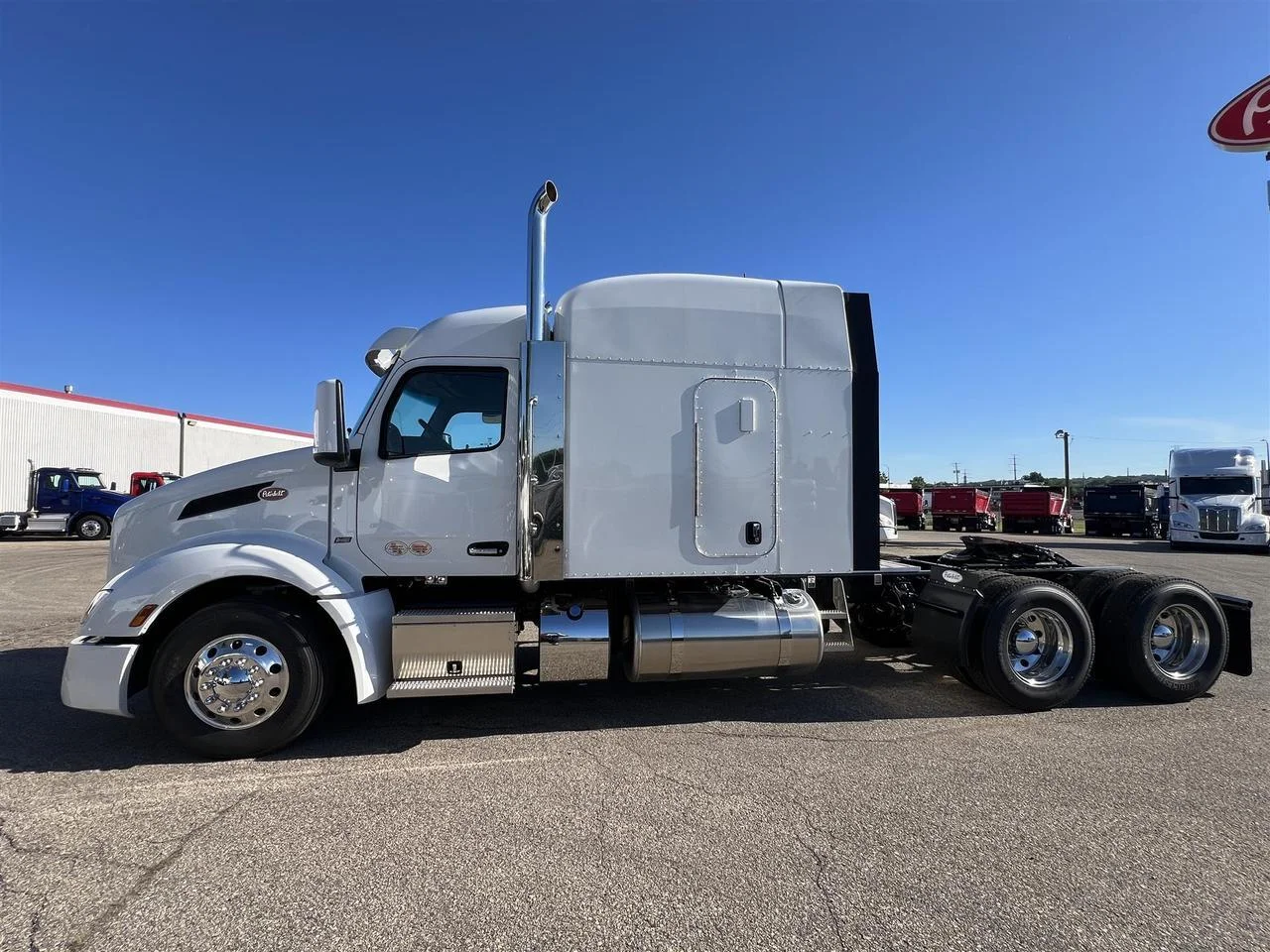 2027 Peterbilt 579