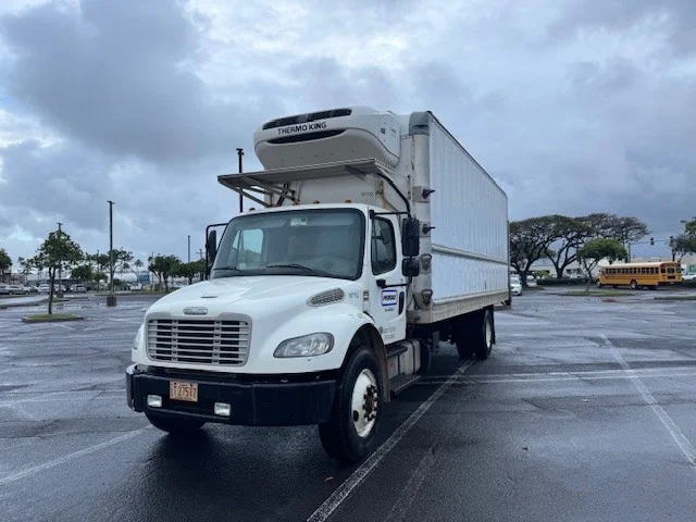 2018 Freightliner M2 106 - image 3