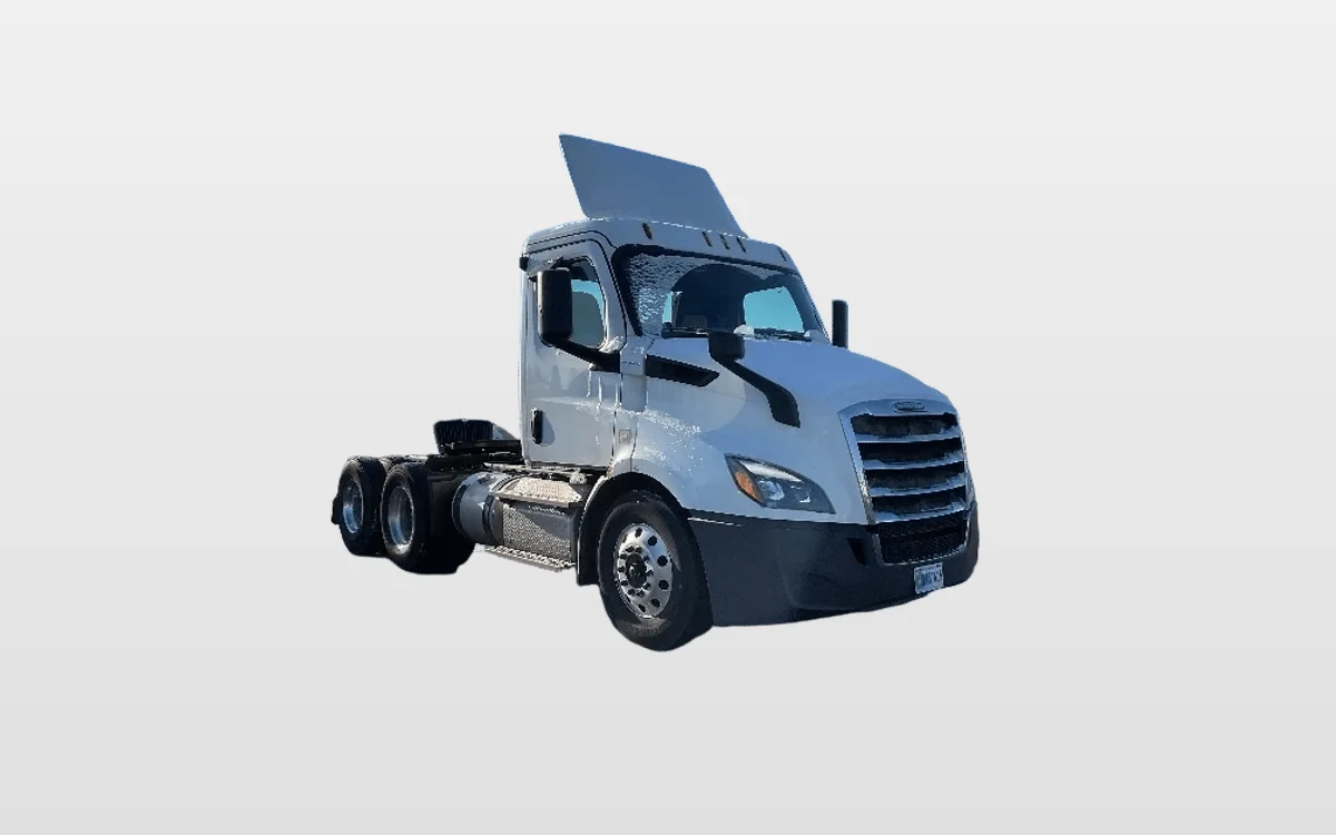 2019 Freightliner Cascadia - image 1
