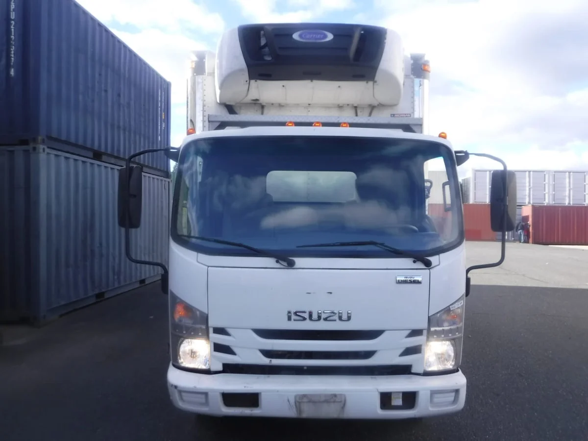 2019 Isuzu NQR in Springfield, MA — photo 2