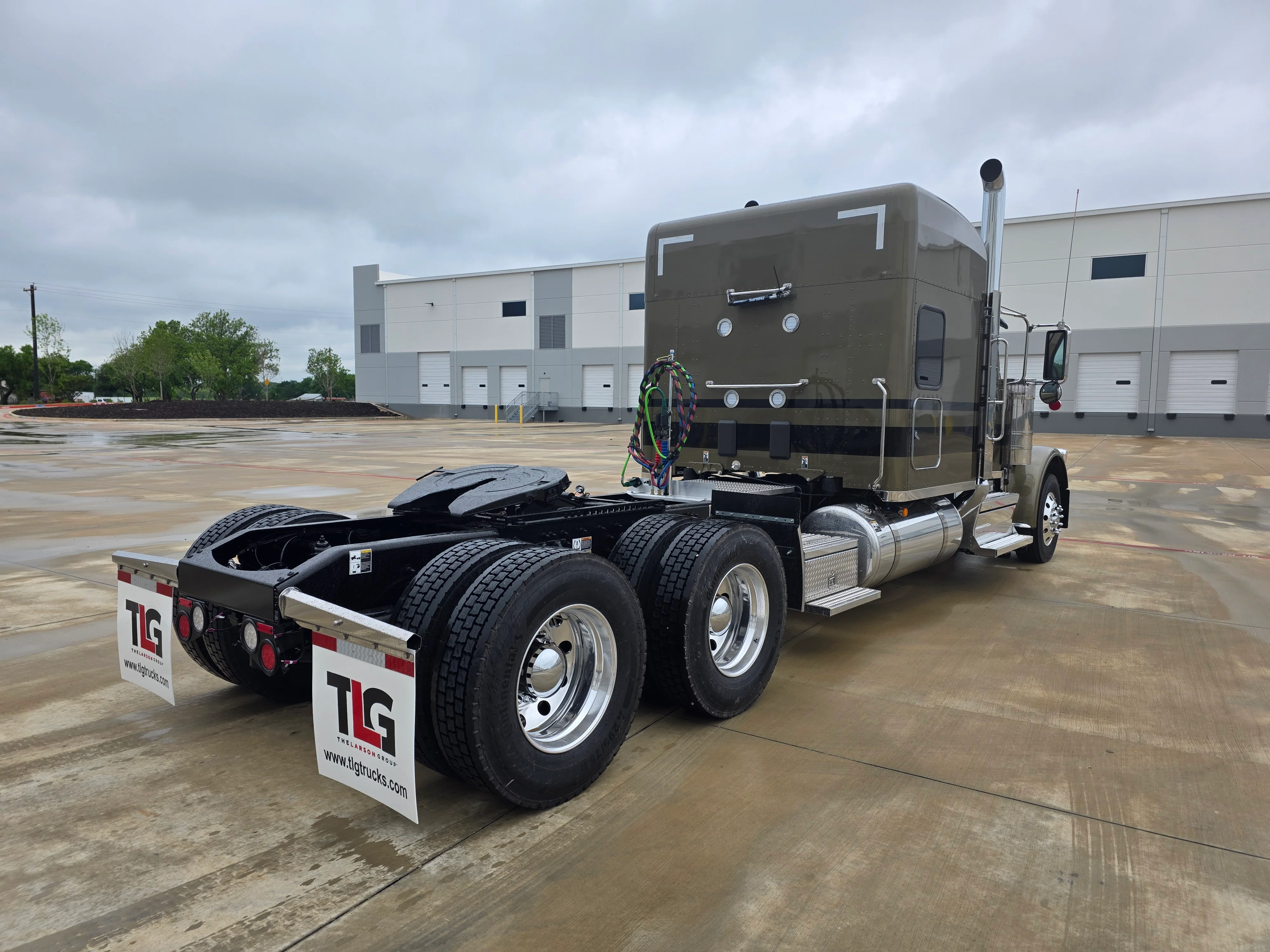 2027 Peterbilt 589 — photo 5