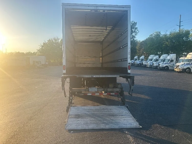2019 Freightliner eM2 in Atlanta (Forest Park), GA — photo 9