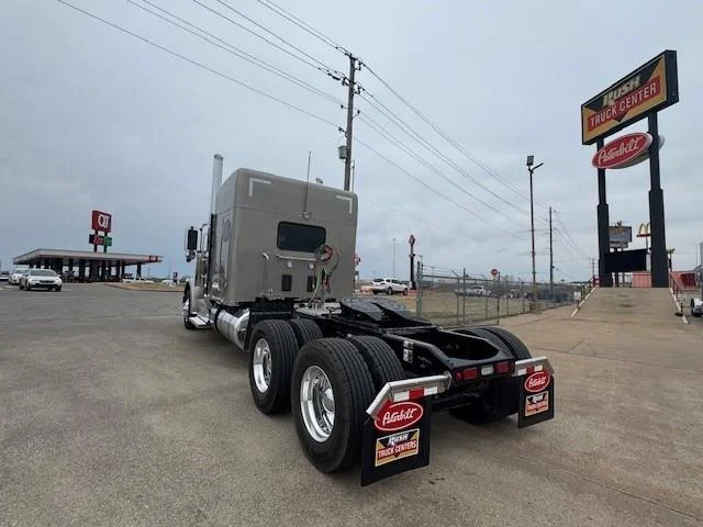 2027 Peterbilt 589 in Tulsa, OK — photo 6