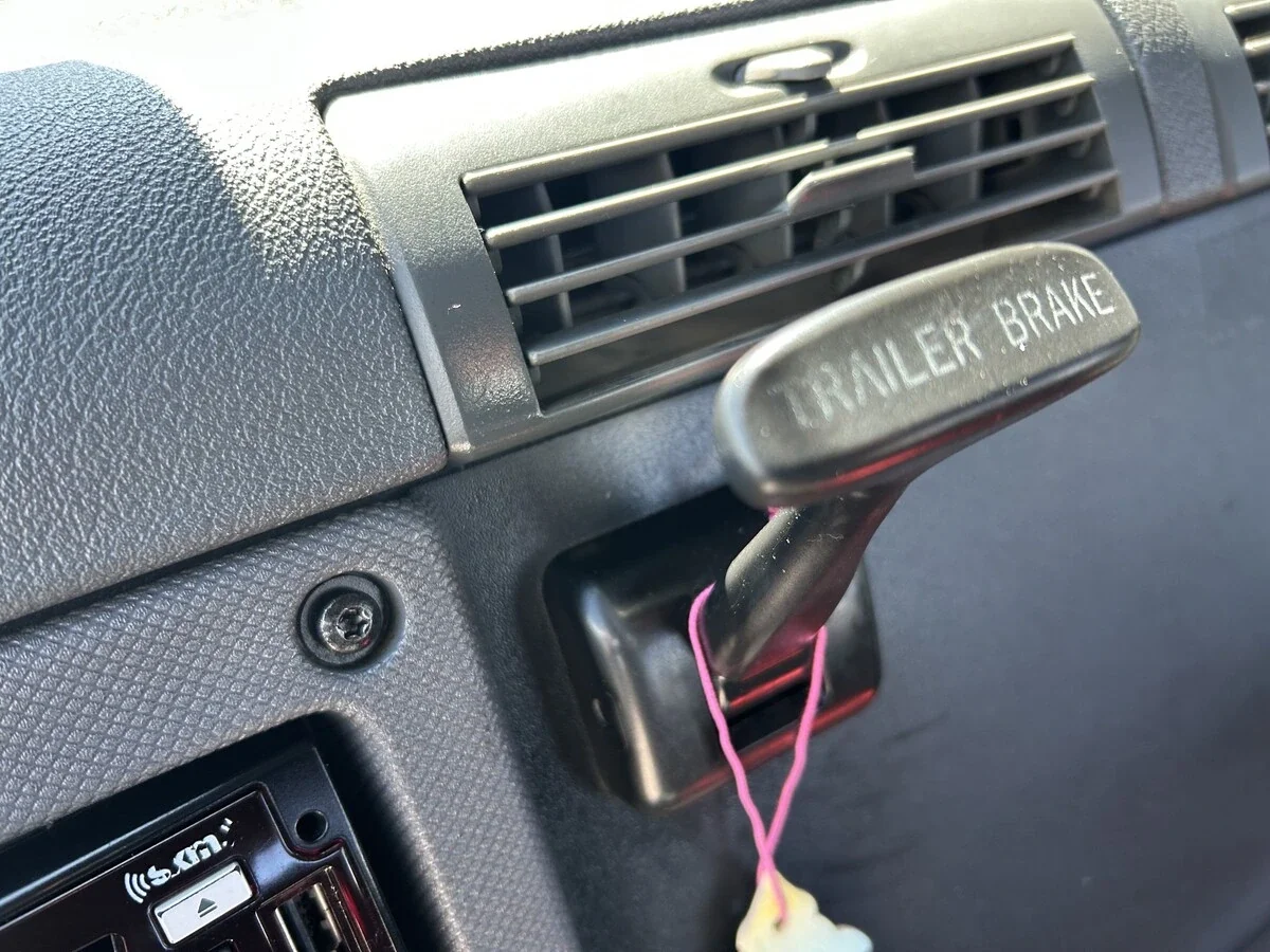 2016 Freightliner Cascadia - image 28