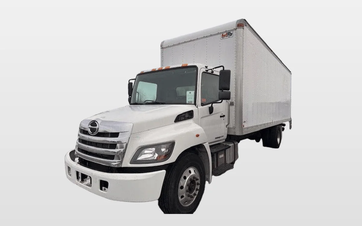 2019 Hino 268 - image 1