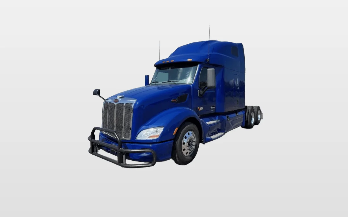 2022 Peterbilt 579 - image 1