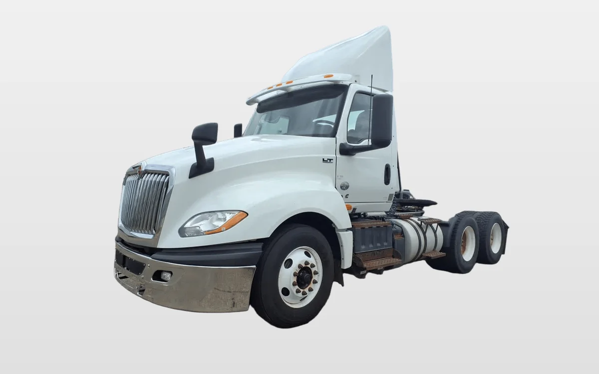 2019 International - image 1