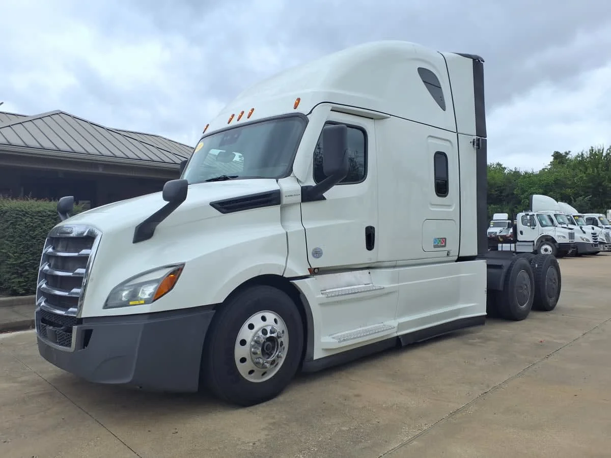 2022 Freightliner Cascadia