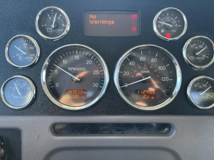 2014 Peterbilt 365 in Oklahoma City, OK — photo 23