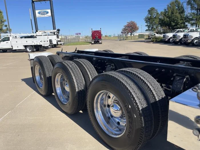 2014 Peterbilt 365 in Oklahoma City, OK — photo 7