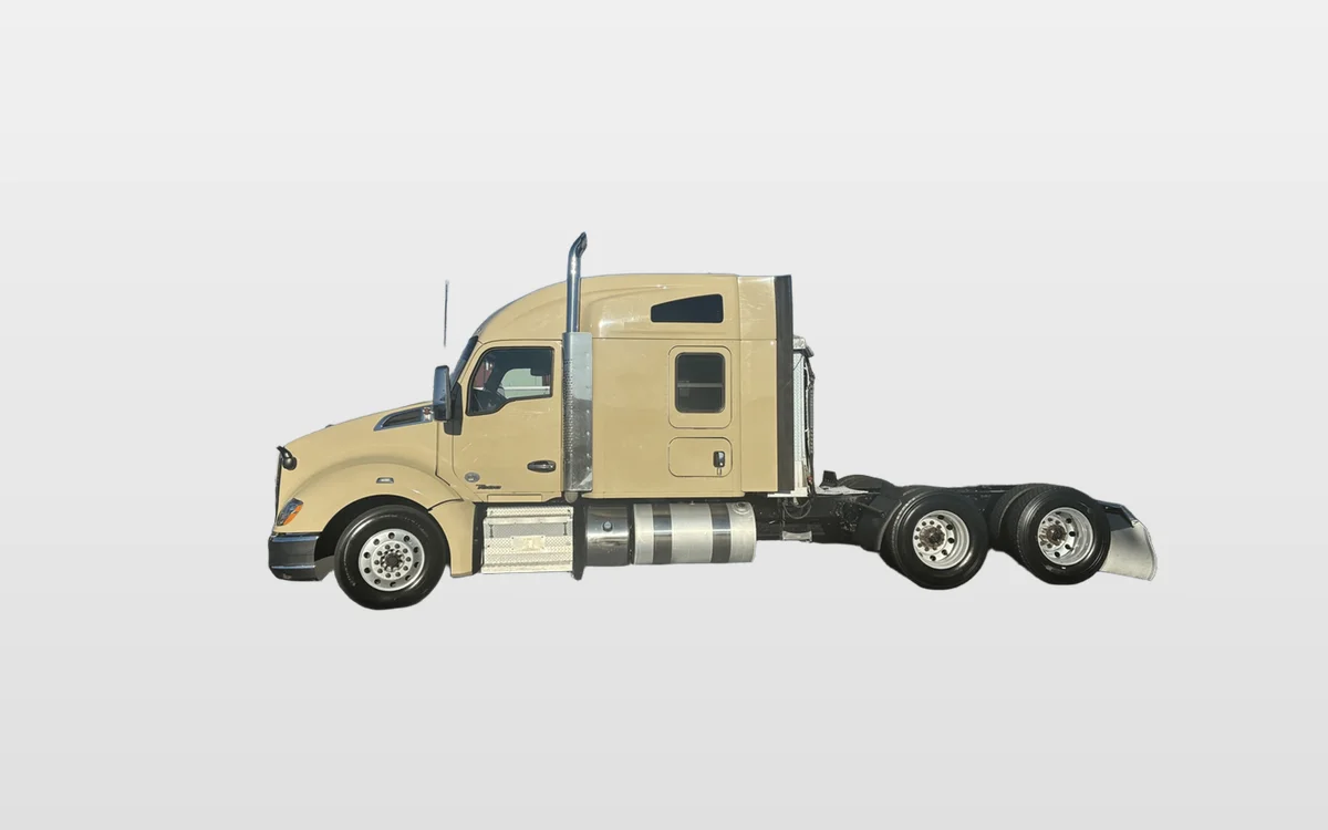 2021 Kenworth T680 - image 1