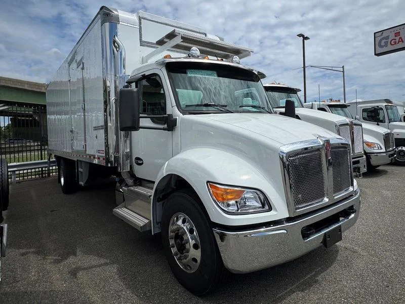 2025 Kenworth T380 in Montgomery, NY