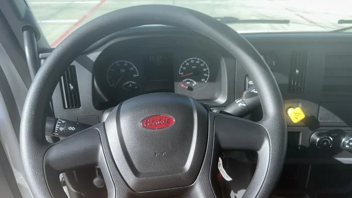 2025 Peterbilt 536 - image 17