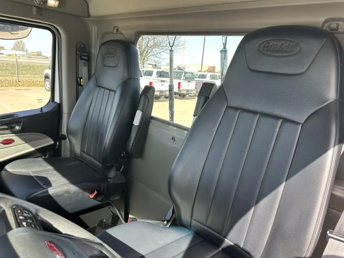 2023 Peterbilt 567 - image 9