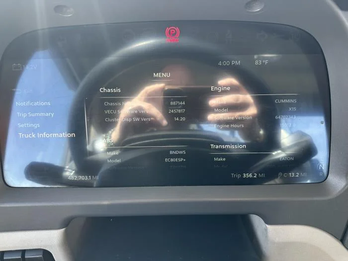 2023 Peterbilt 567 - image 12
