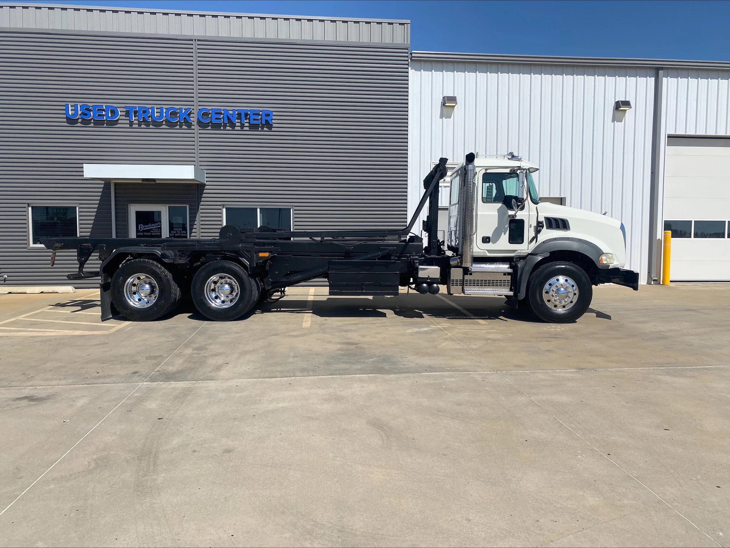 2016 Mack in Oklahoma City, OK — photo 4
