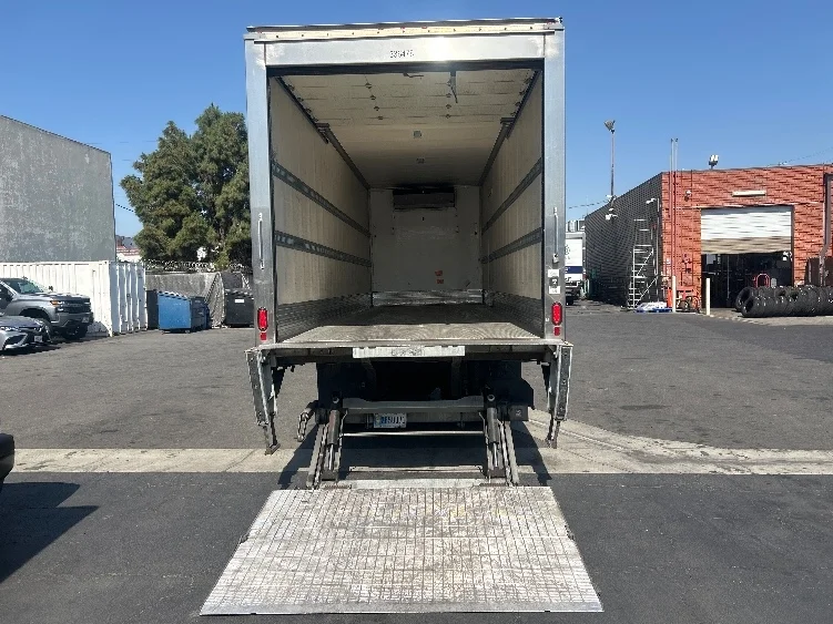 2020 International MV in Vernon, CA — photo 9