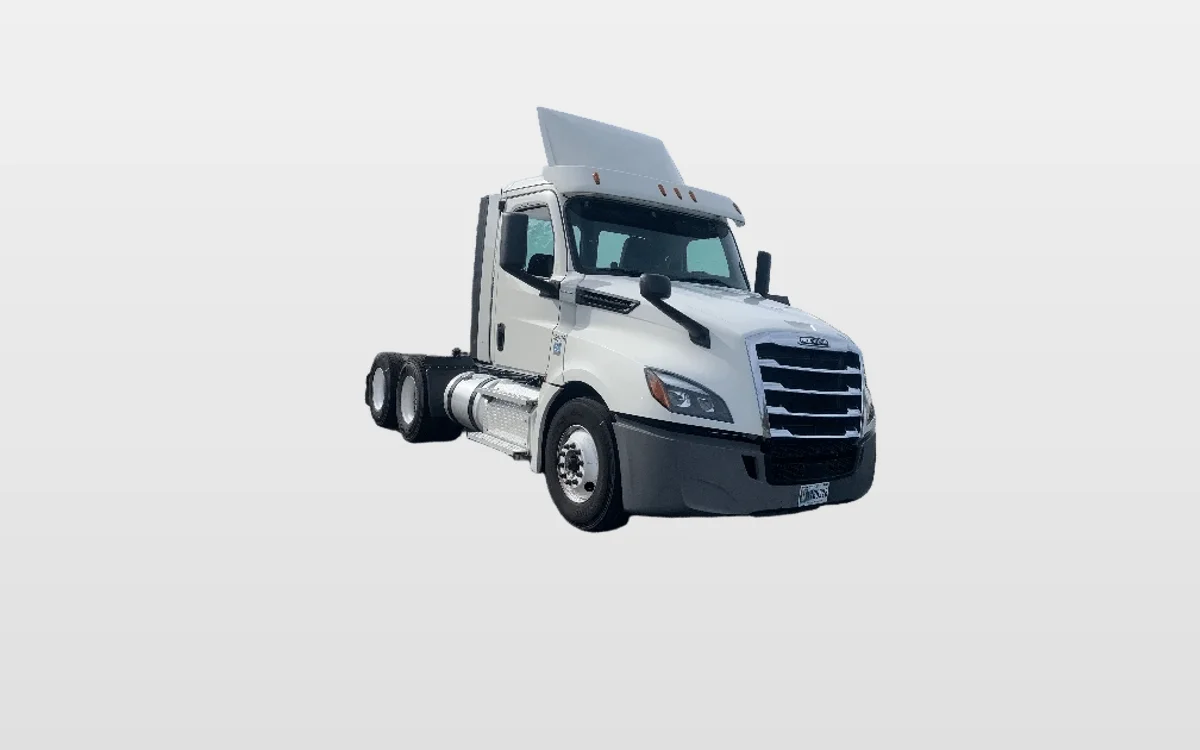 2019 Freightliner - image 1