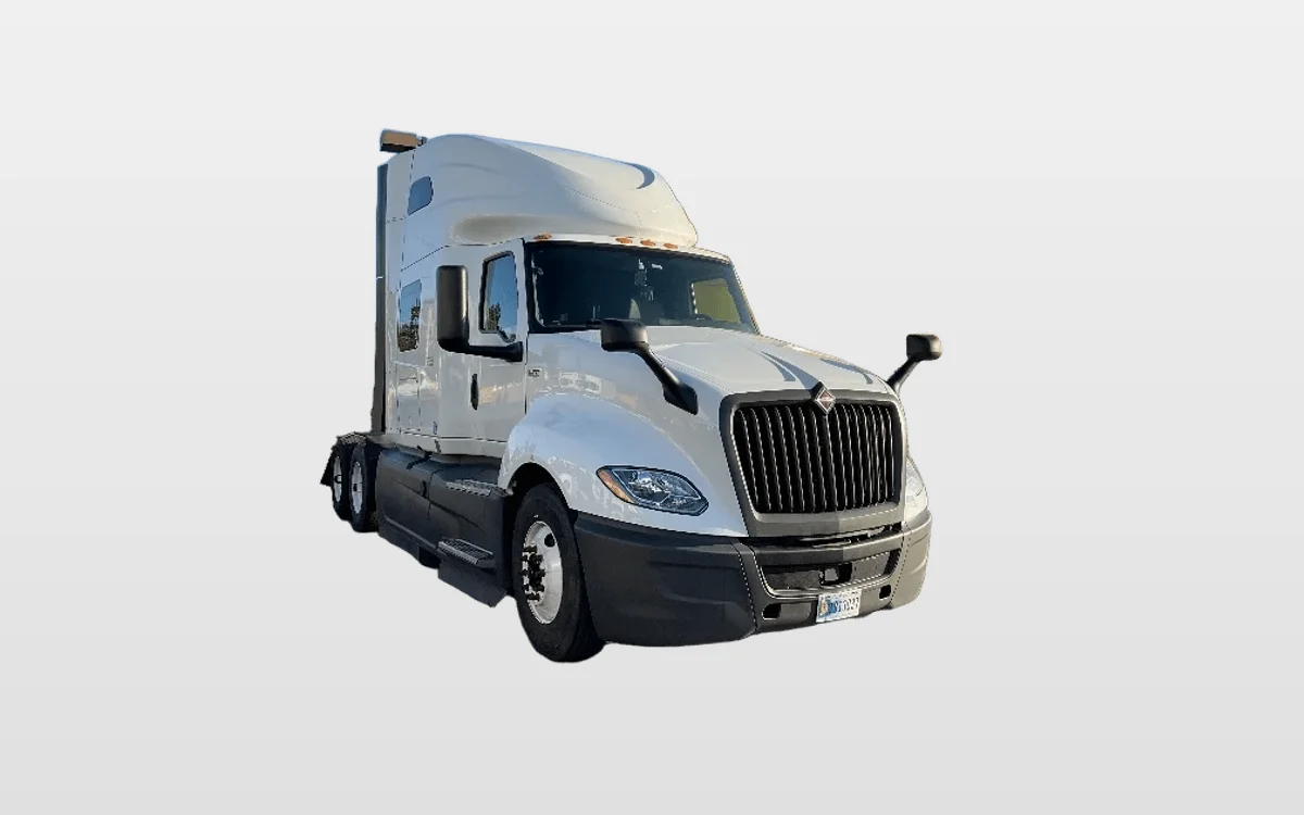 2023 International LT - image 1