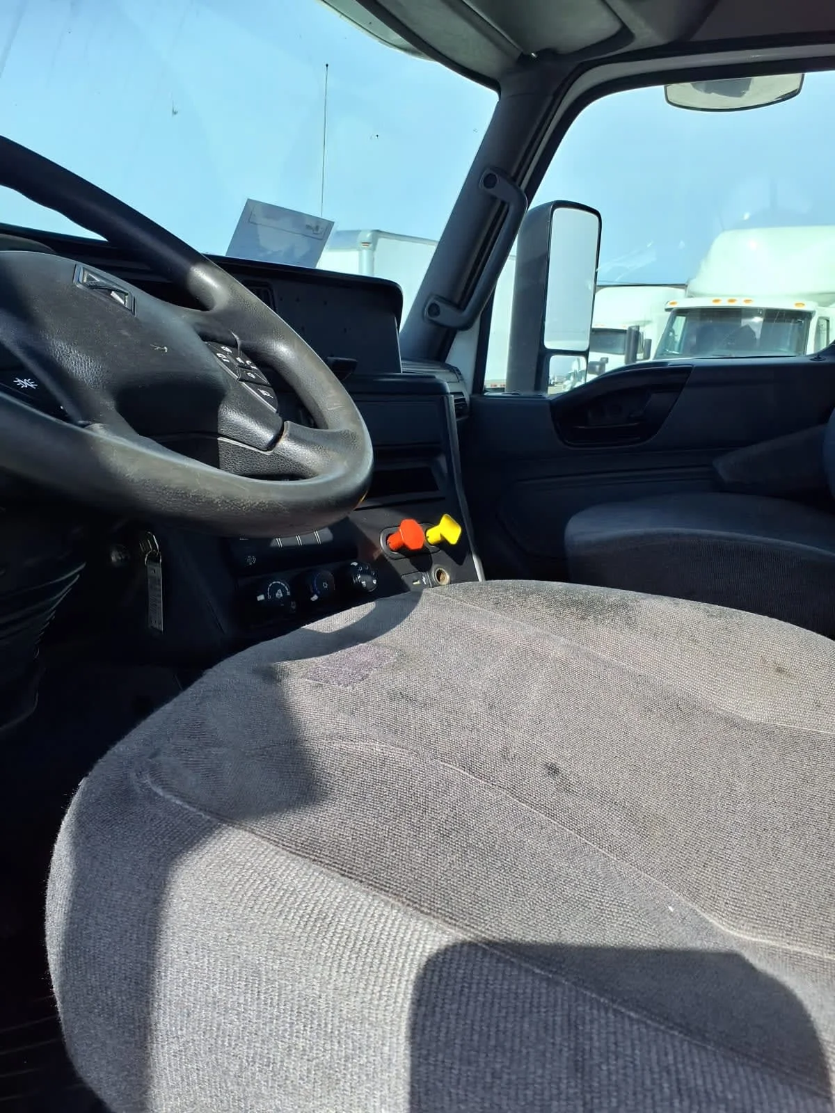 2018 International RH - image 7