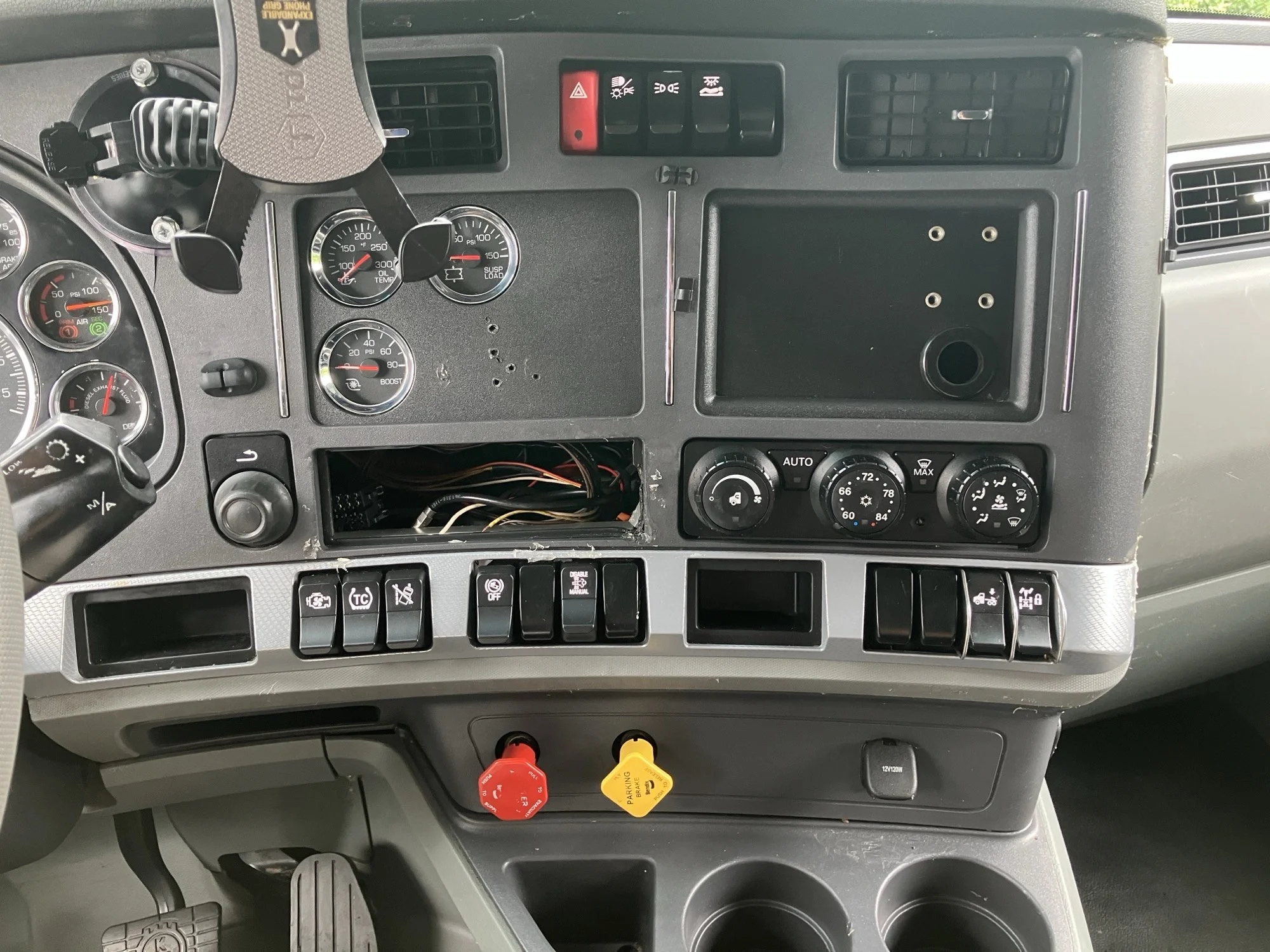 2021 Kenworth T680 in Chesapeake, VA — photo 5
