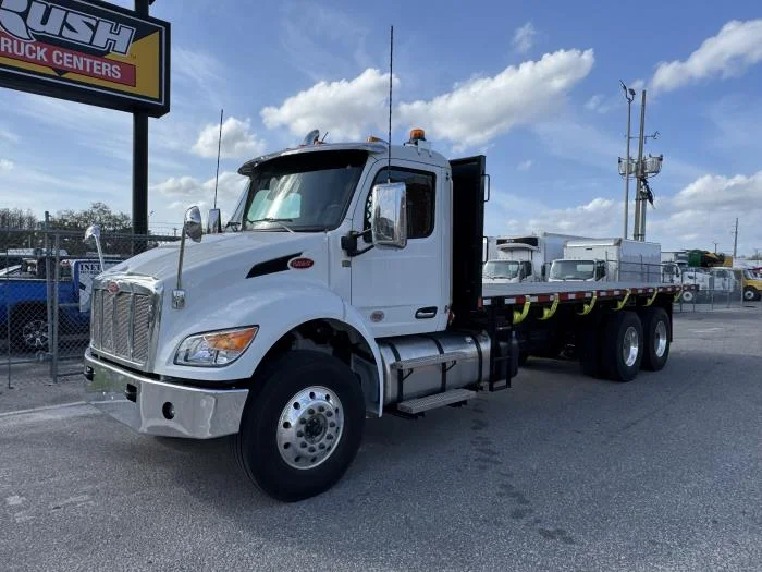 2027 Peterbilt 548 — photo 2