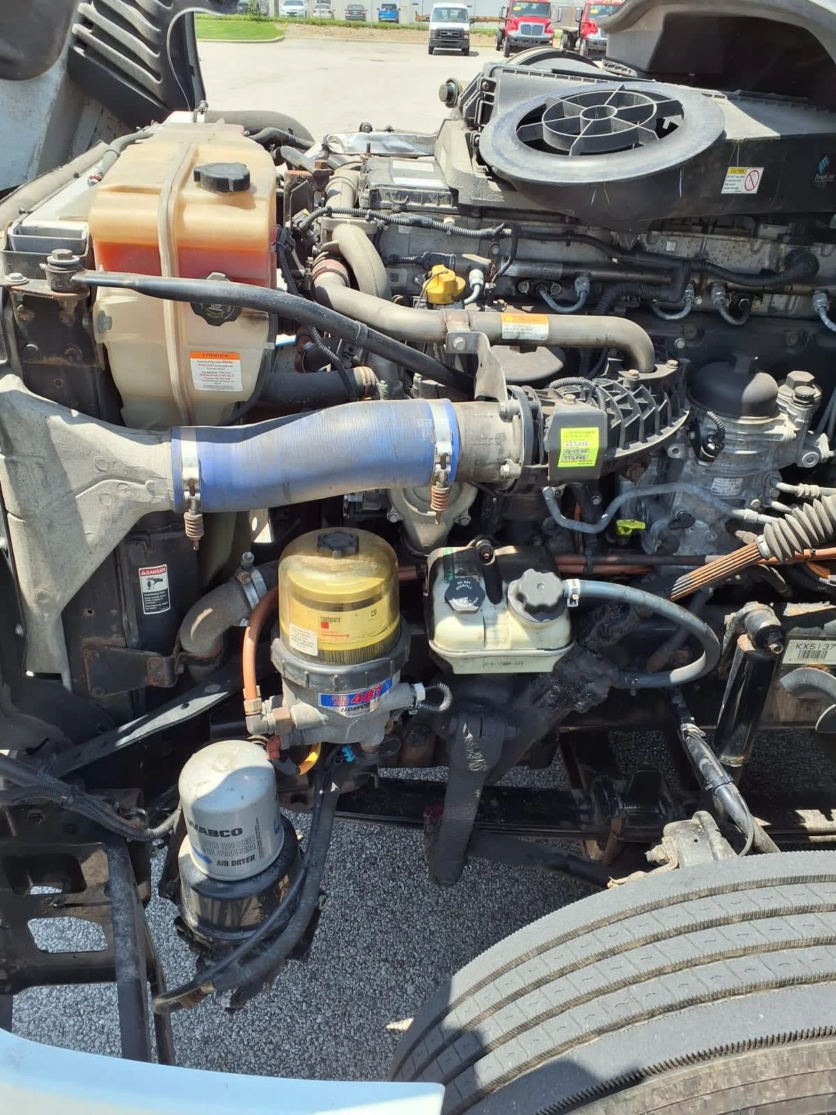 2019 Freightliner Cascadia in Cleveland, OH — photo 8