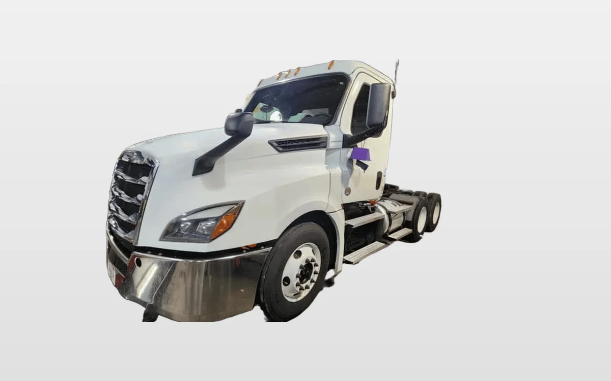 2020 Freightliner - image 1