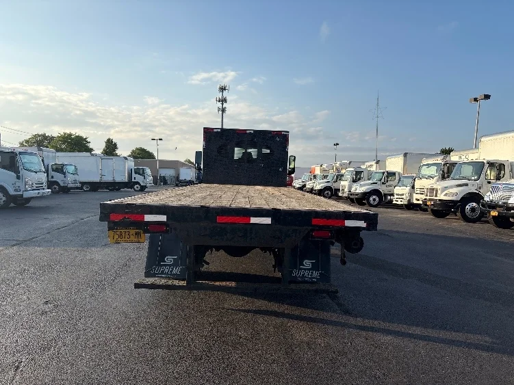 2021 International MV in West Babylon, NY — photo 8