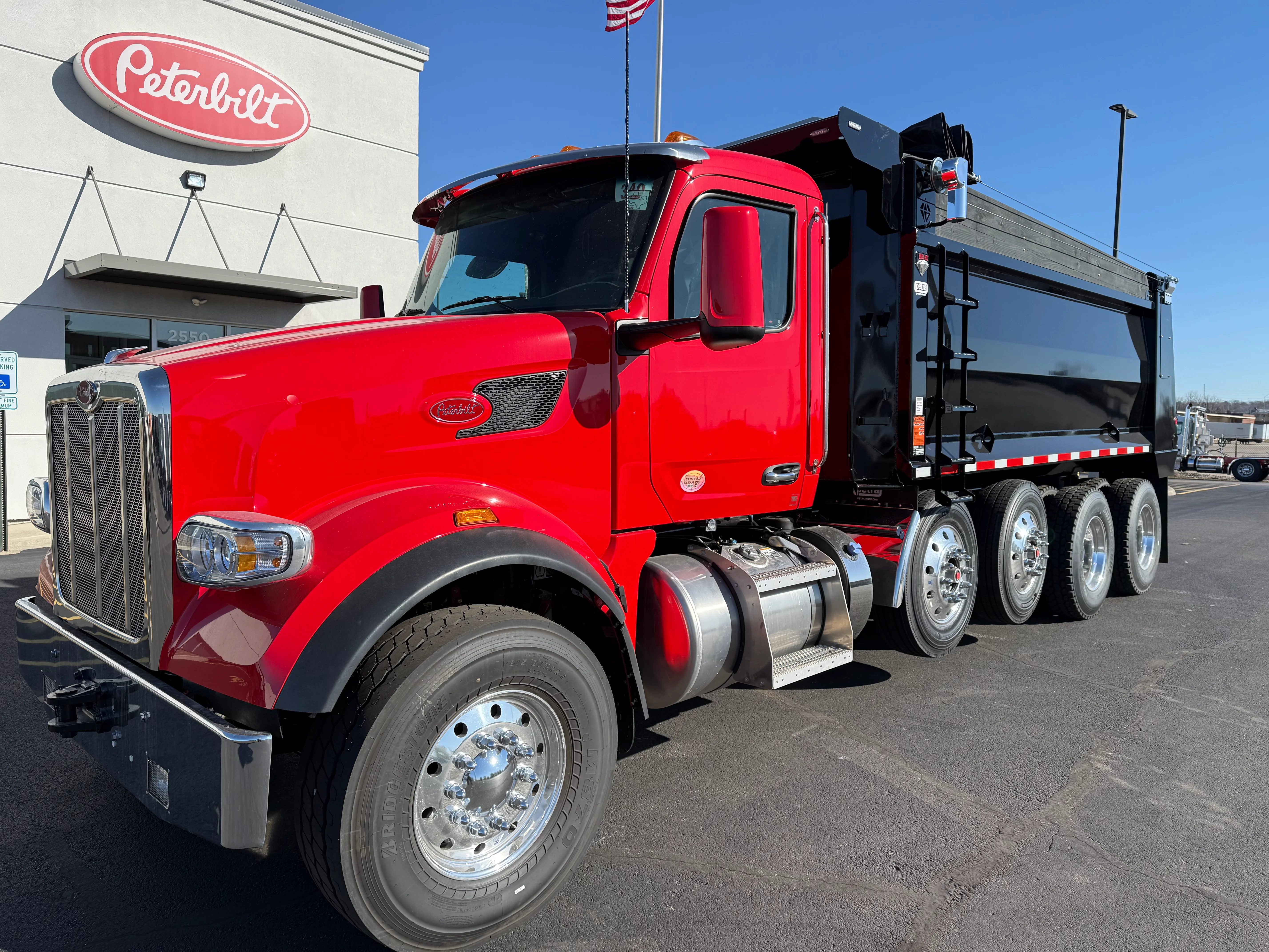 2026 Peterbilt 567 in Cincinnati, OH
