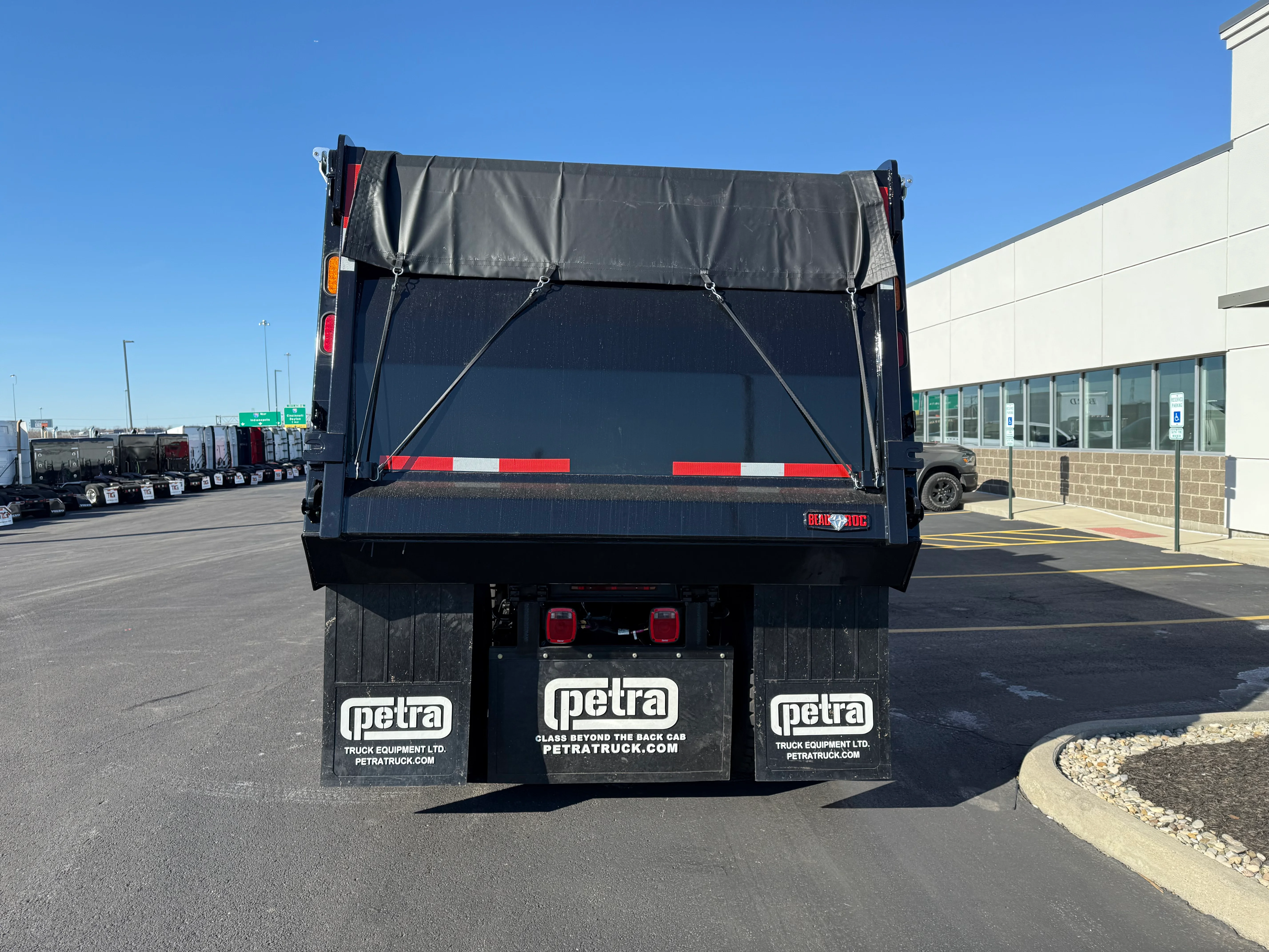 2026 Peterbilt 567 in Cincinnati, OH — photo 4