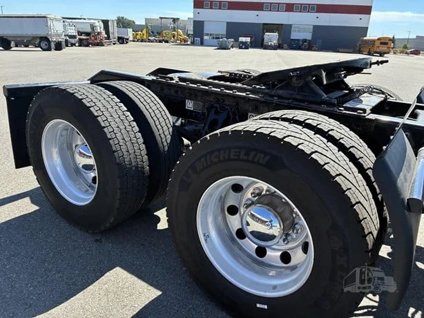 2021 Kenworth T880 in Idaho Falls, ID — photo 15