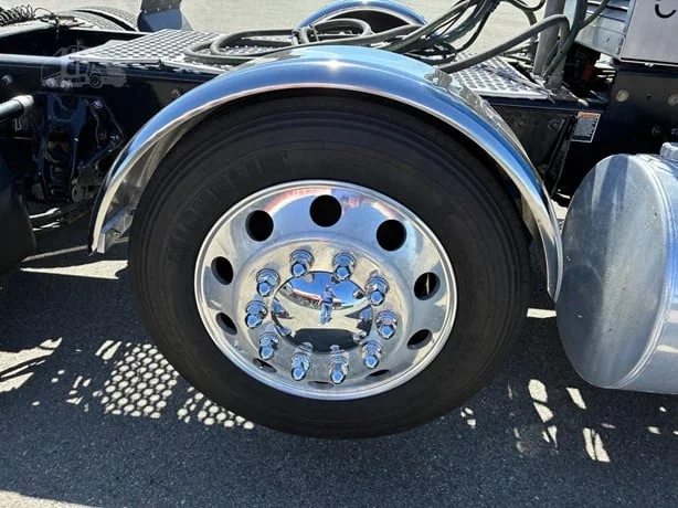 2021 Kenworth T880 in Idaho Falls, ID — photo 16
