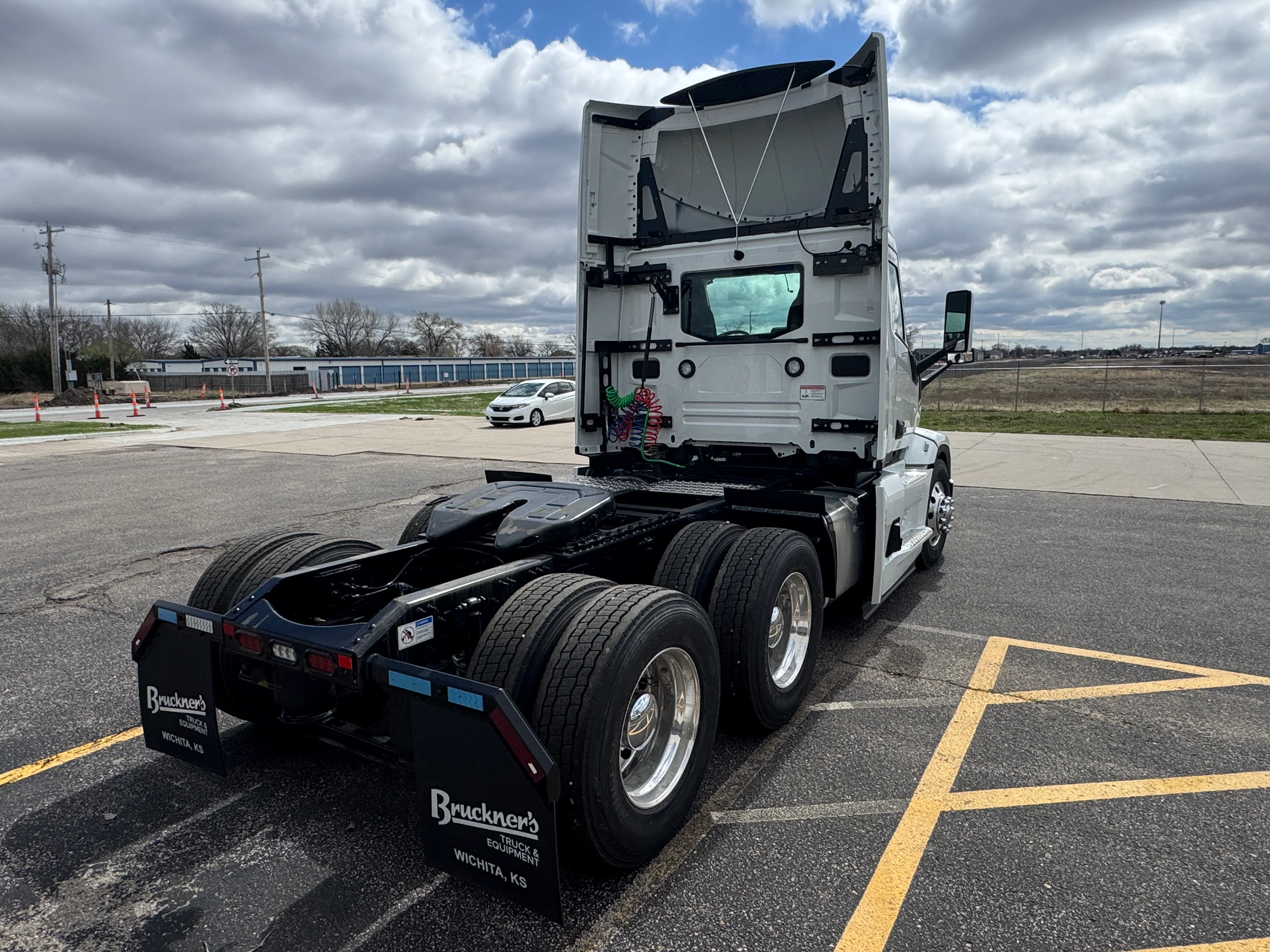 2026 Mack Pioneer in Wichita, KS — photo 13