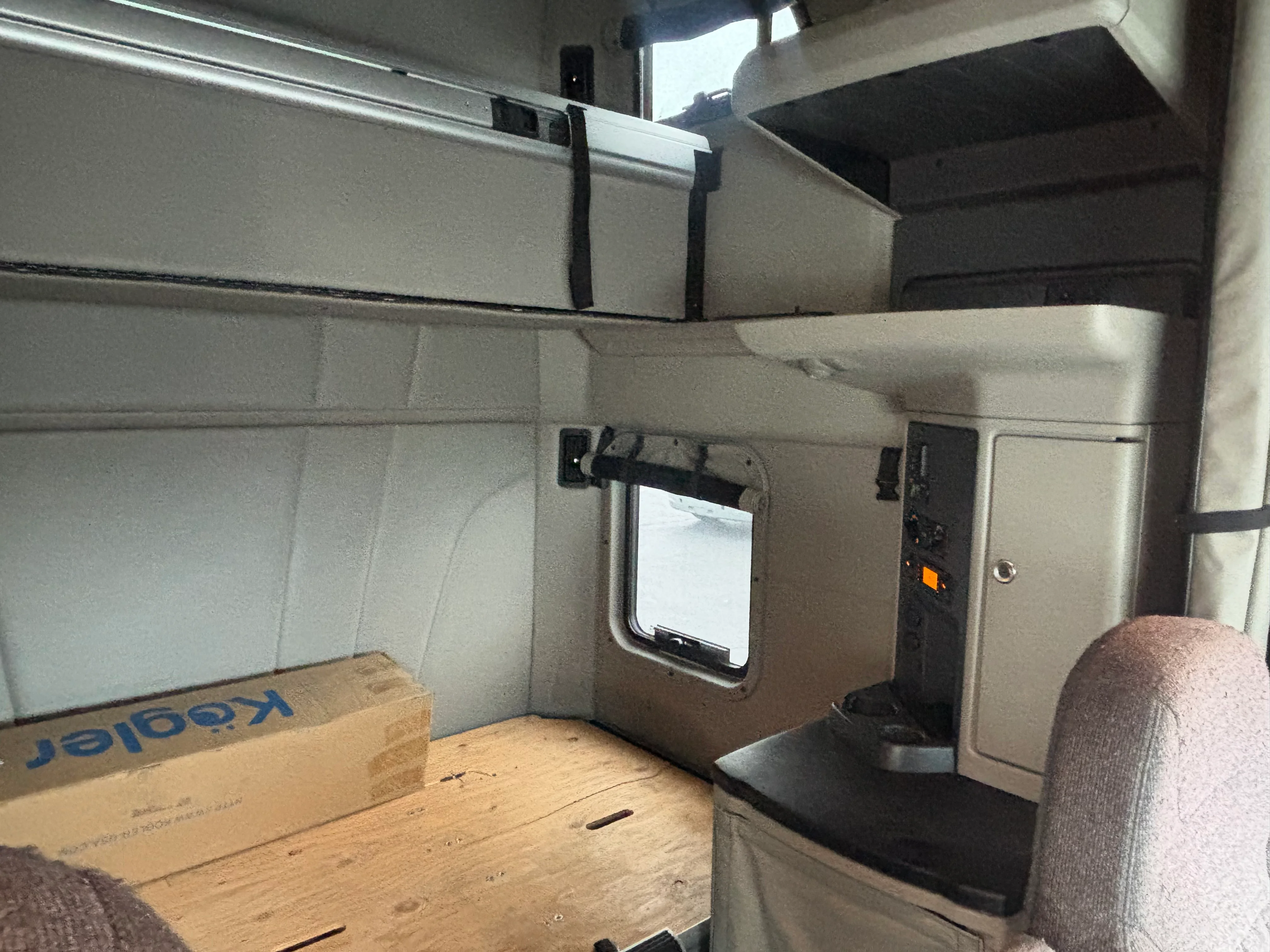 2023 Peterbilt 579 - image 16